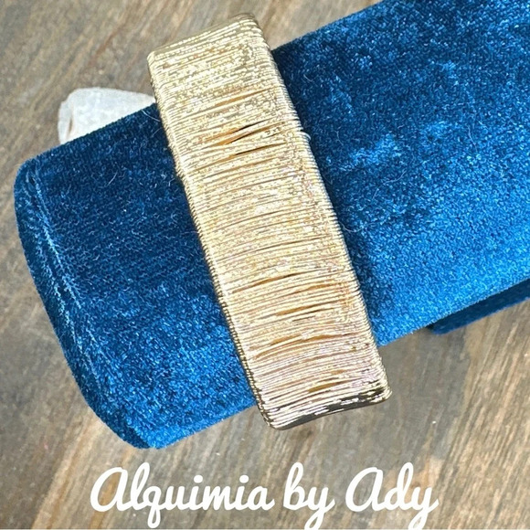 Statement gold chunky mesh cuff bangle bracelet adjustable - Picture 1 of 3